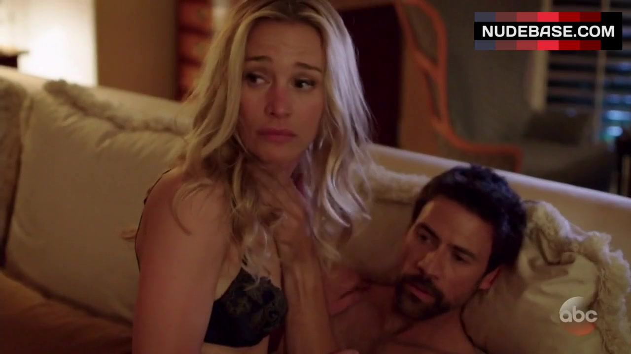 Best of andrew weatherbee's gallery club7teen com diana cantos add photo piper perabo sexy