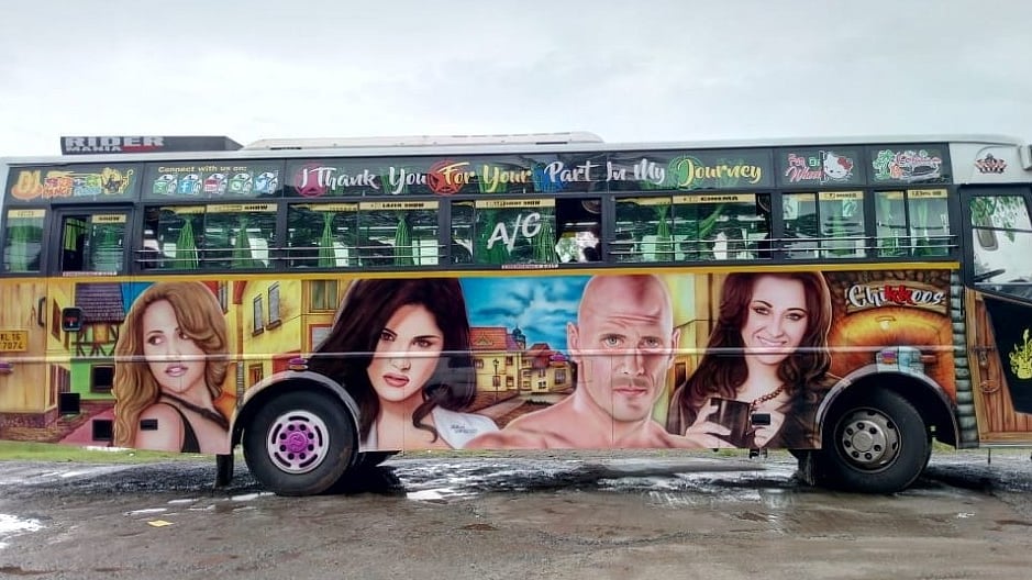 debbie andulini like porn on a public bus photo bobby estes recommends porn on a public bus pic
