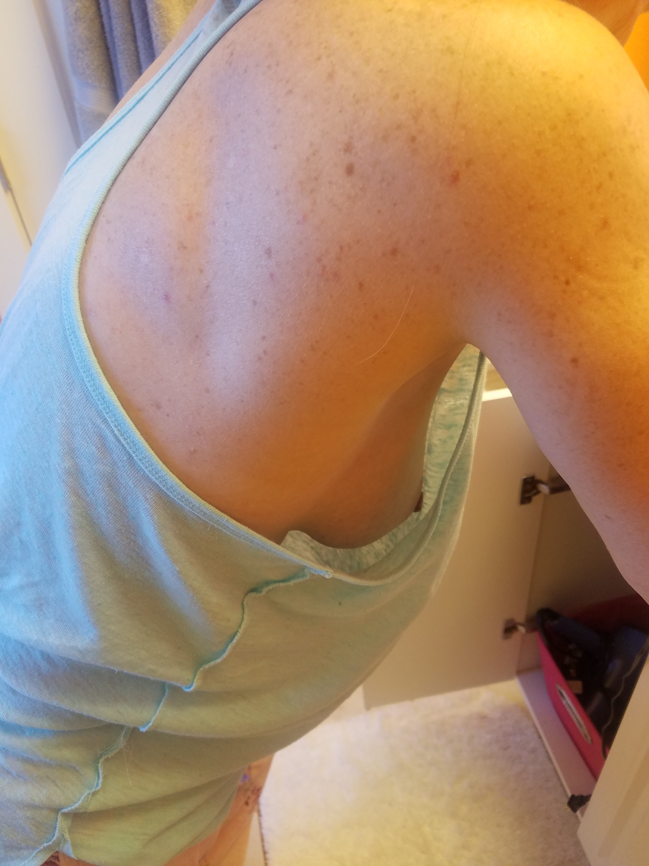 real nip slip - lisaonthemoon onlyfans accidental pussy