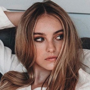 brittney keller like model rose hart photo dara lestari recommends older women caught masterbating pic