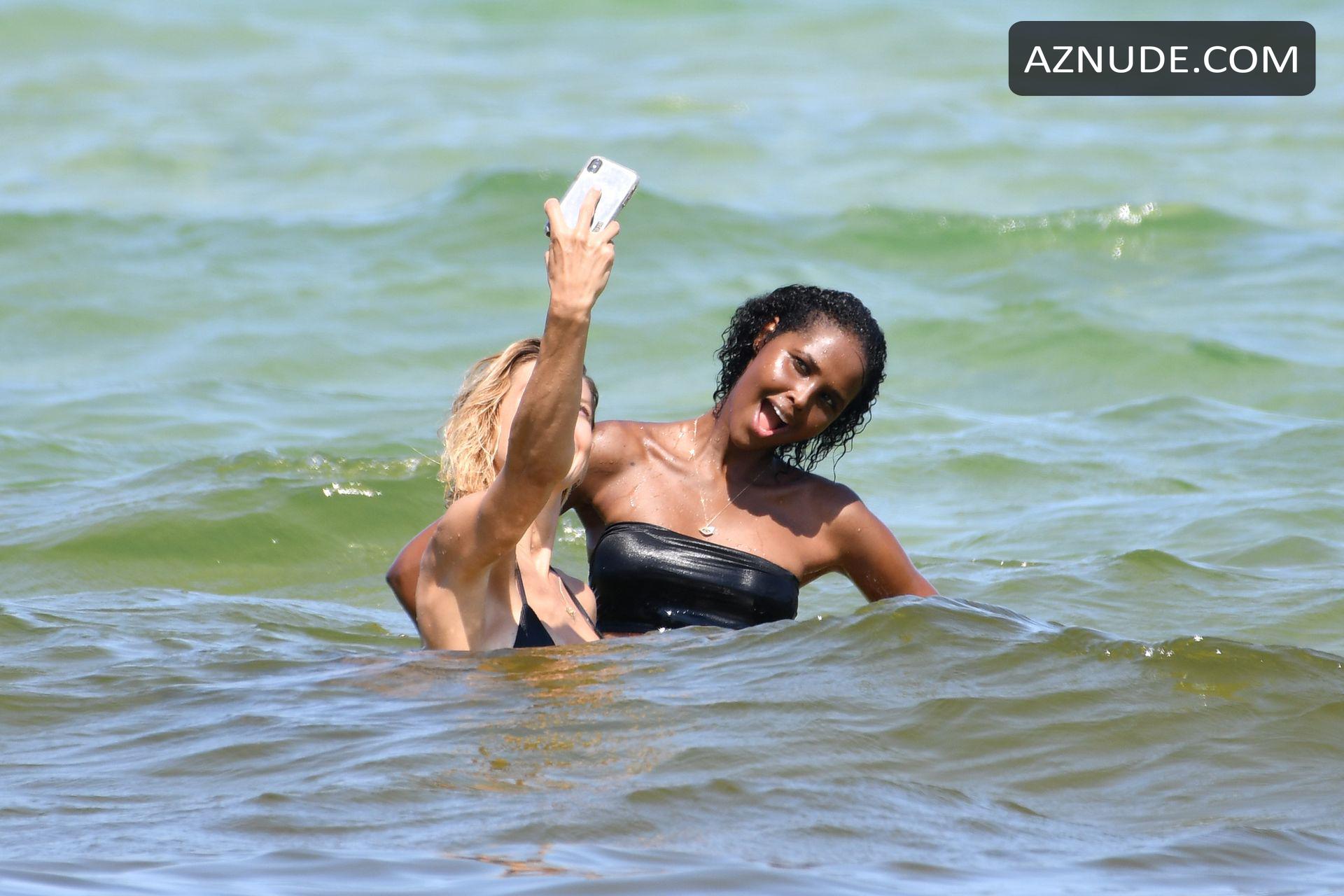 alex druien recommends sabina gadecki nude pic