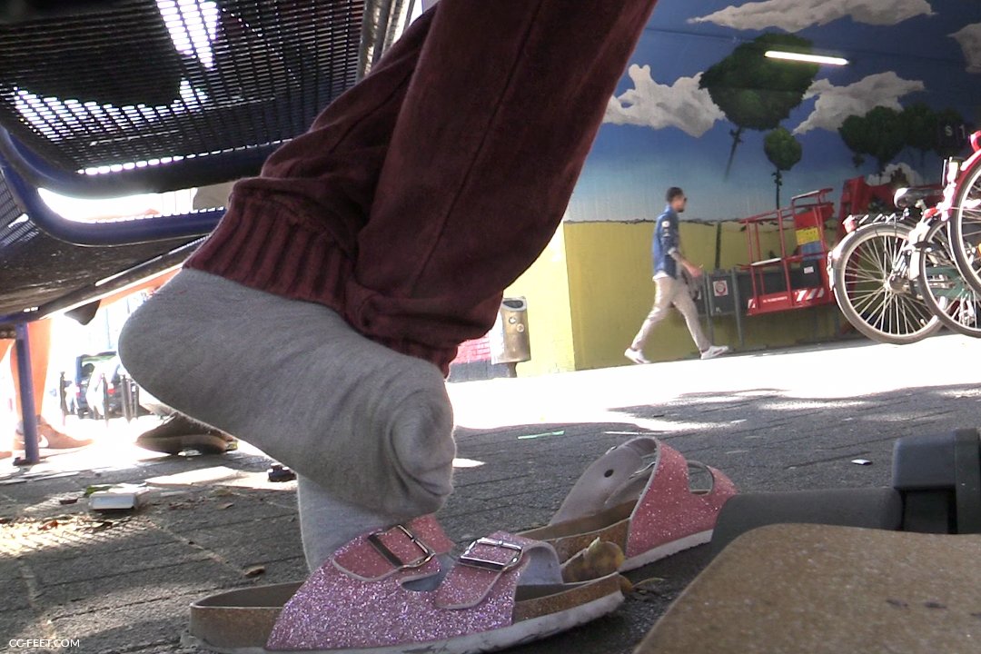 sexy feet cam - face sitting tubes riley reid shemale