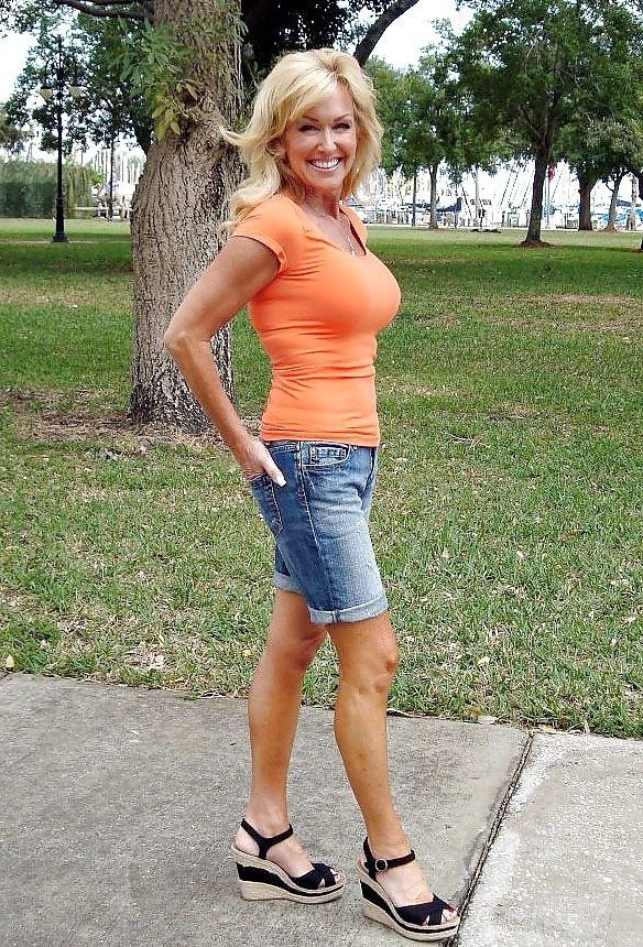 skinny gilf porn - best celebrity sextapes alexis fawx mom