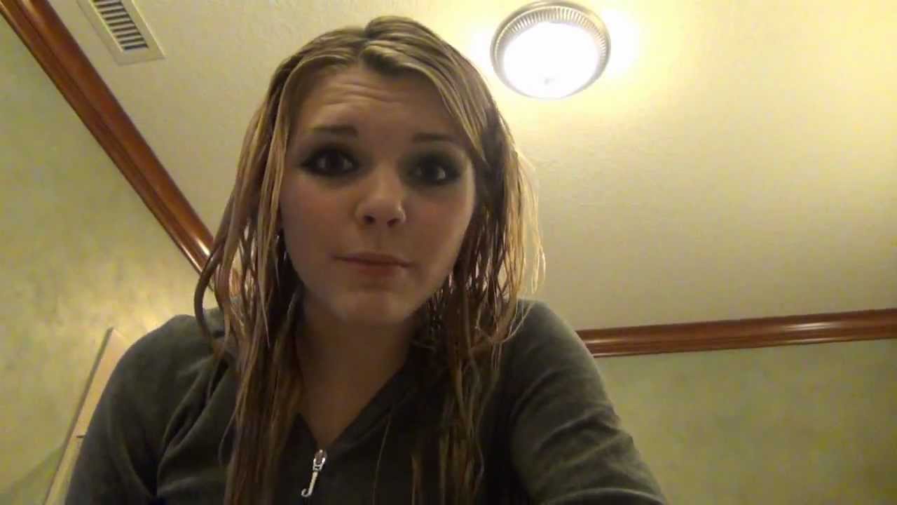 soaking wet pussie - fantasy fest nude security cam nudes