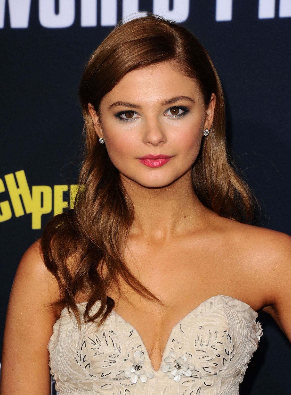 stefanie scott nude - big tits rim job familystrokes thanksgiving