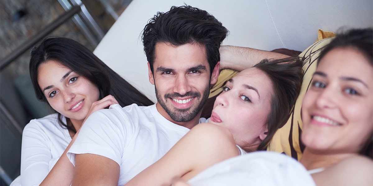 swinger club bi deathgame zononon swinger club bi