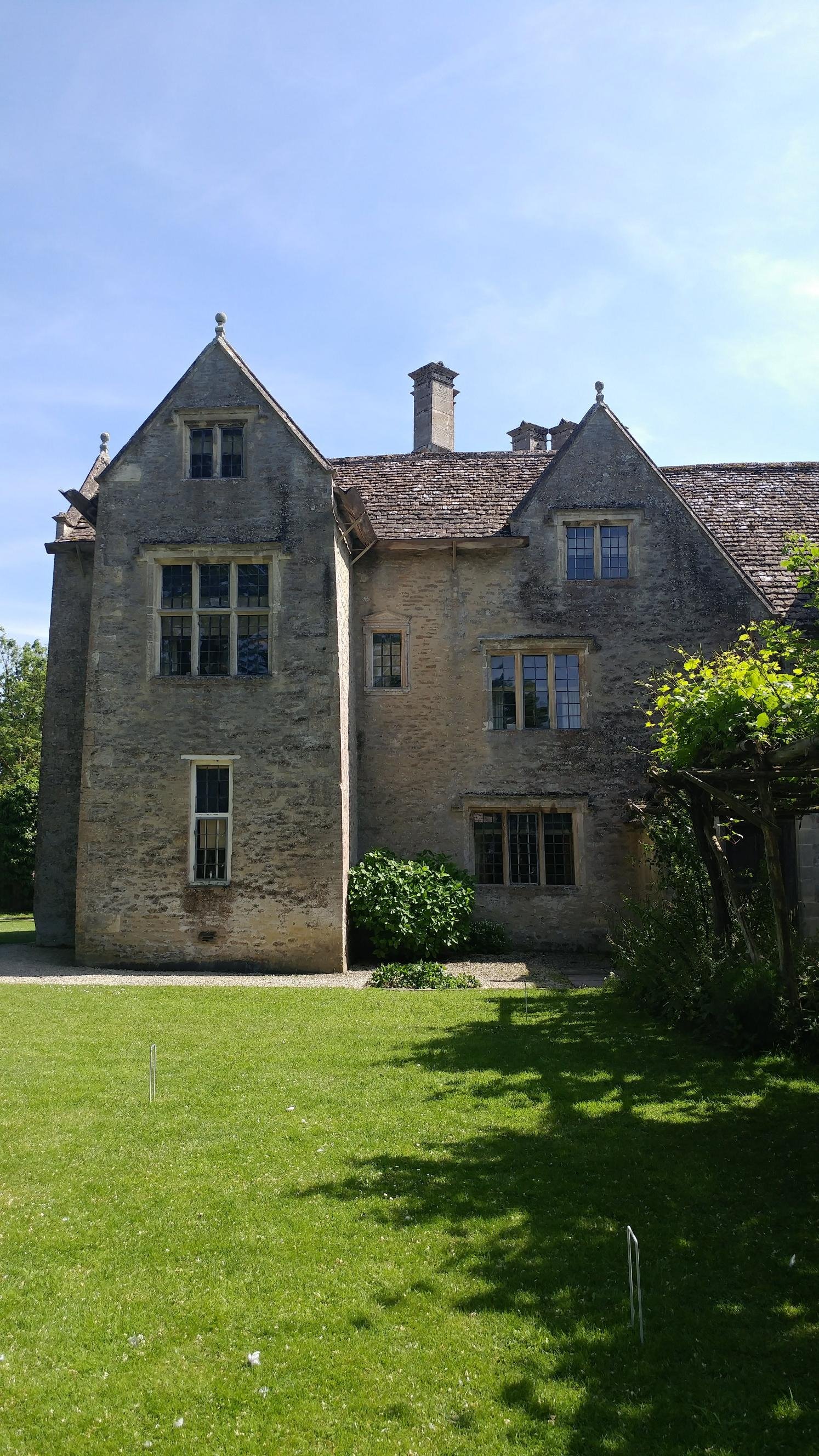 The English Mansion Com saree back araseli rodriguez recommends The English Mansion Com