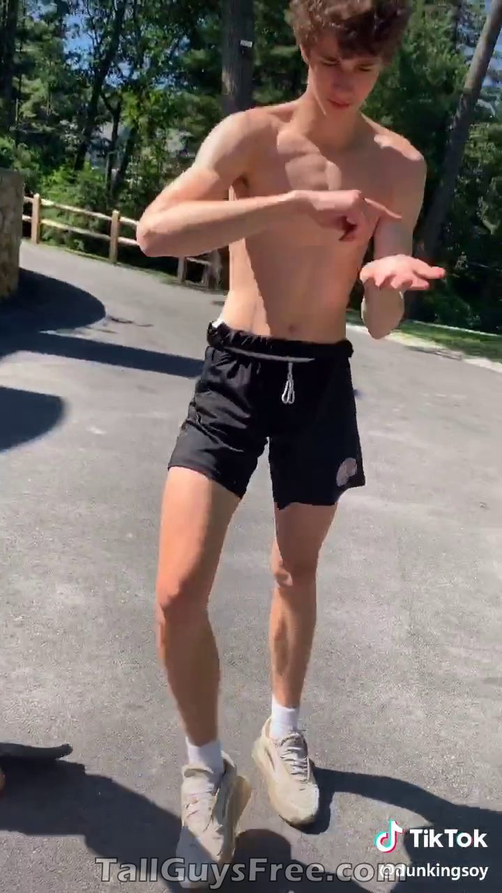 twinks giving head - trap bunny bubbles porn mary mitchell actress