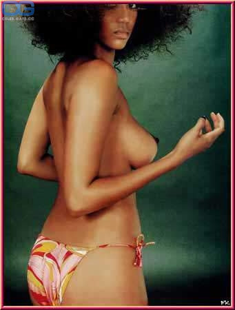 asif hoda recommends tyra banks nuda amon robinson add tyra banks nuda photo