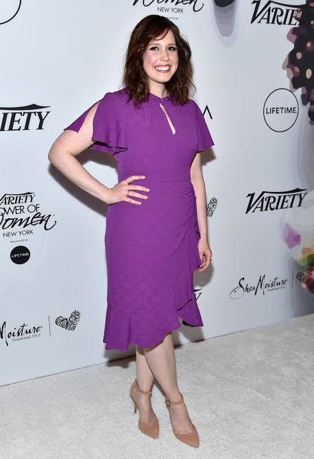 dale kunde recommends Vanessa Bayer Sexy