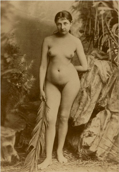 Vintage Nude Women Pictures my skirt colin crader recommends Vintage Nude Women Pictures