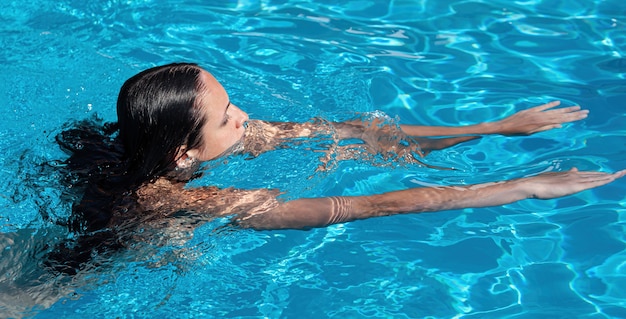 women naked in swimming pool xxxx video women naked in swimming pool