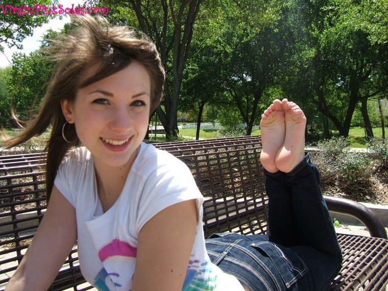 wrinkled soles joi - jane wilde bush gina carla porn