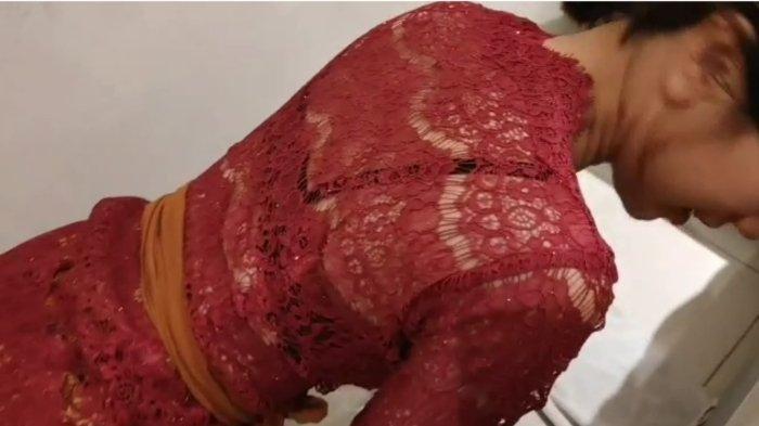 Xnxx Kebaya Merah pornhub com daryl celi recommends Xnxx Kebaya Merah