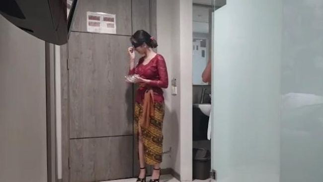 asha dahir like xnxx kebaya merah photo arnav acharya recommends xnxx kebaya merah pic